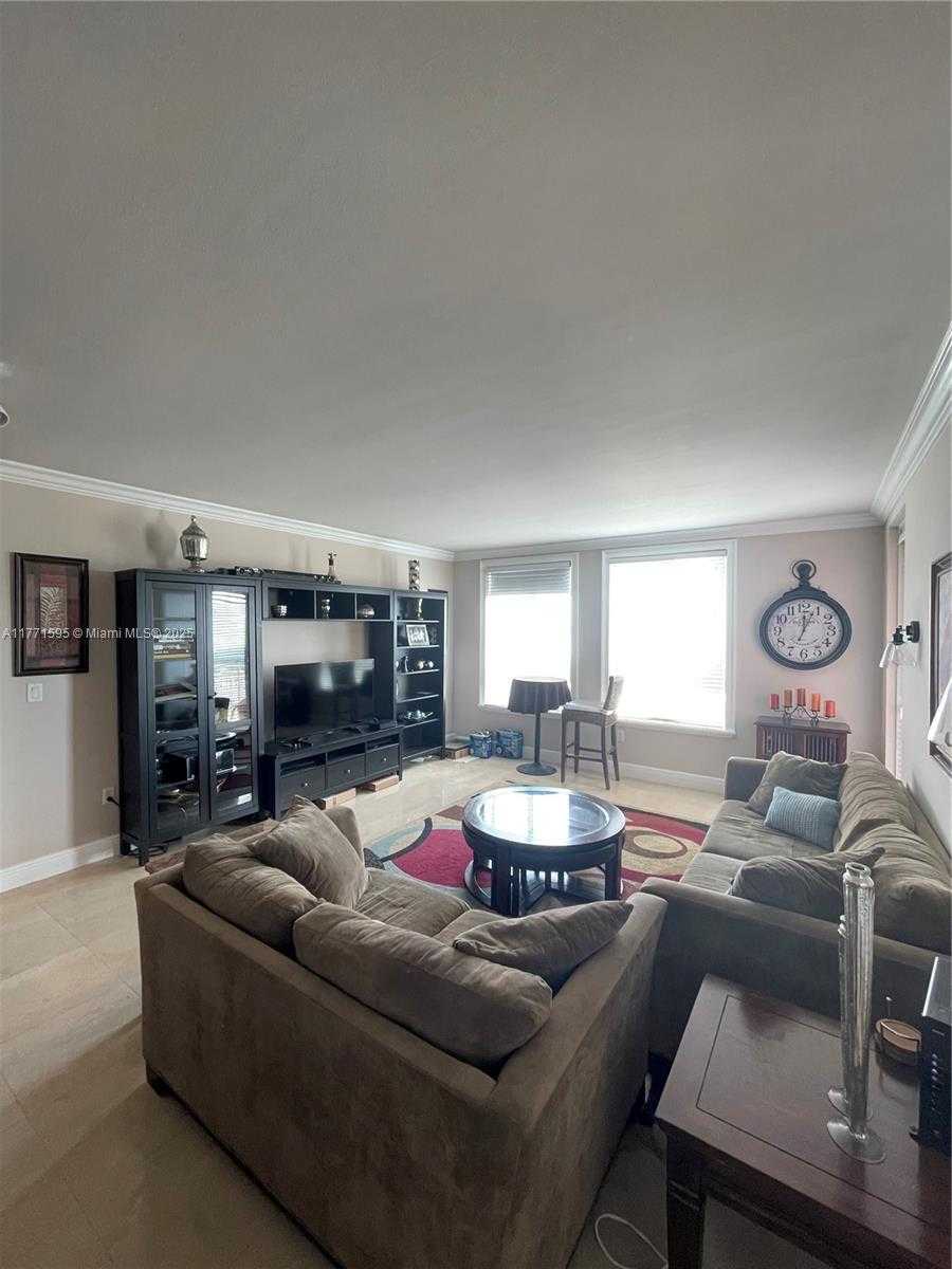 Small Image of 7350 SOUTH WEST 89TH ST #1701S, Miami Number 4