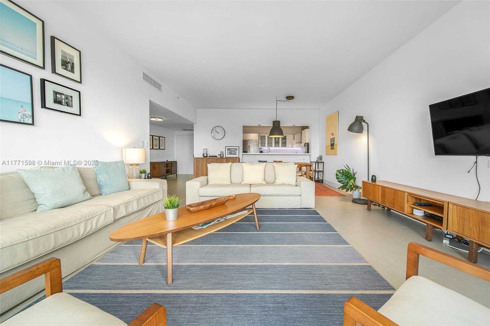 Small Image of 201 CRANDON BLVD #827, Key Biscayne Number 10