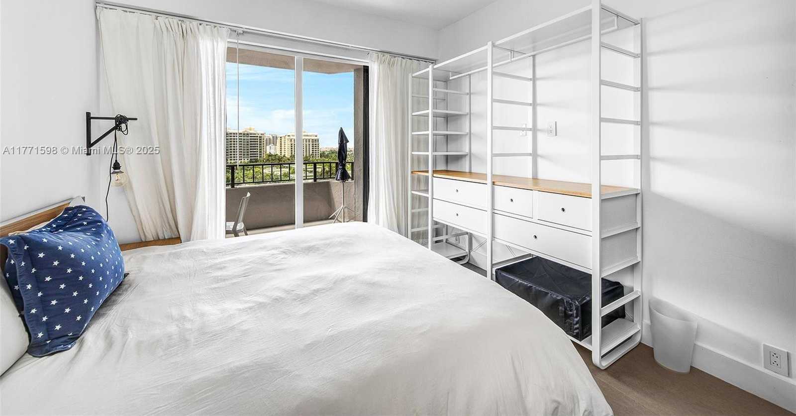 Small Image of 201 CRANDON BLVD #827, Key Biscayne Number 24