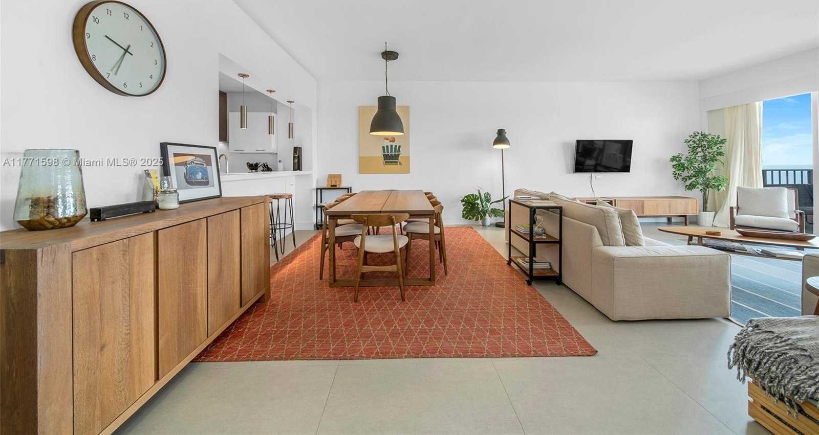 Small Image of 201 CRANDON BLVD #827, Key Biscayne Number 4