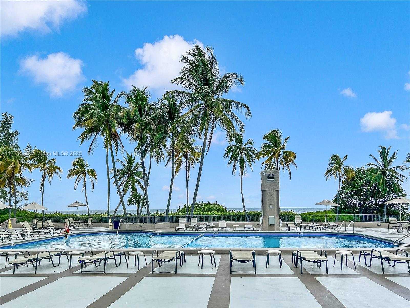 Small Image of 201 CRANDON BLVD #827, Key Biscayne Number 45
