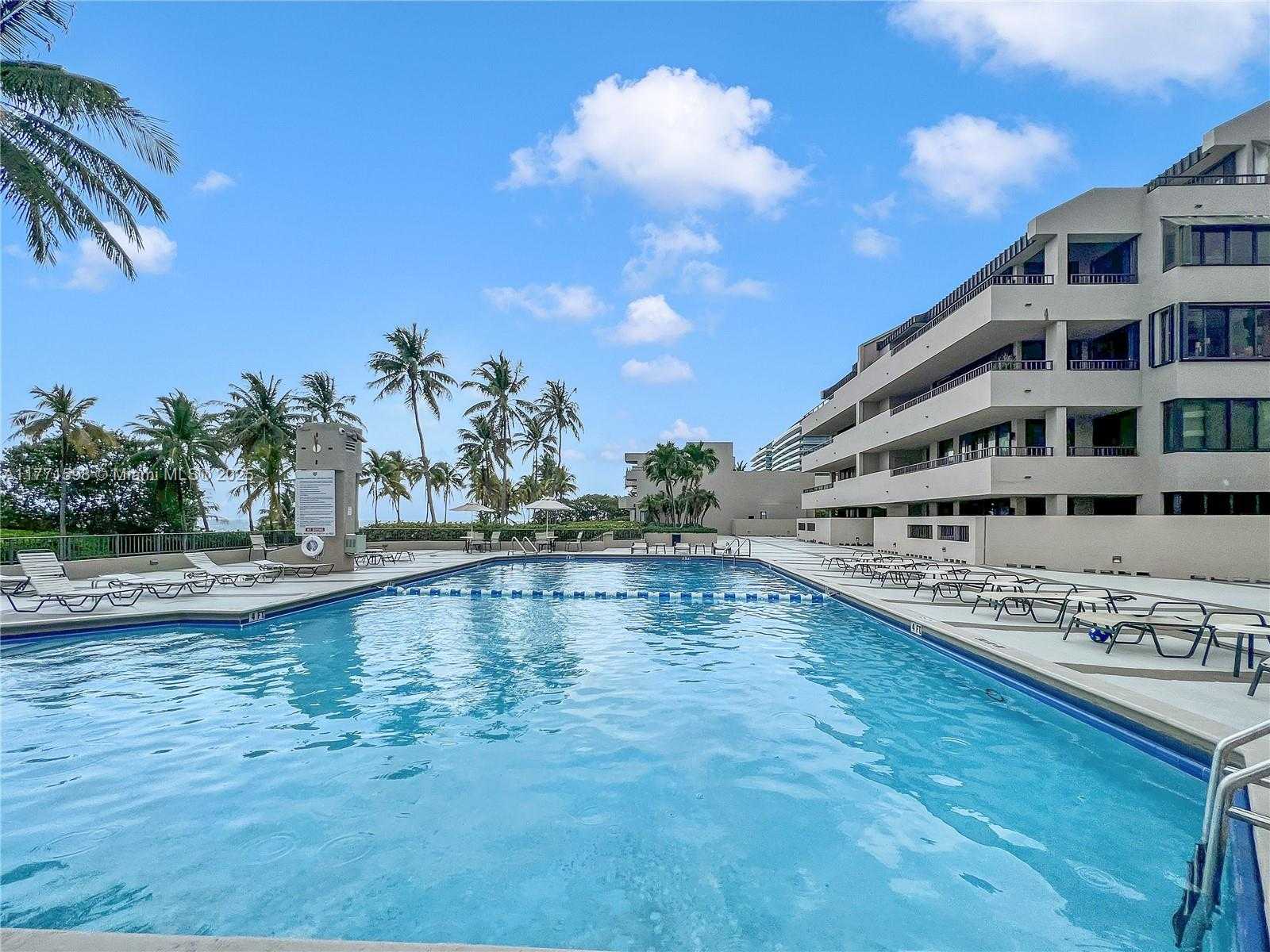 Small Image of 201 CRANDON BLVD #827, Key Biscayne Number 48