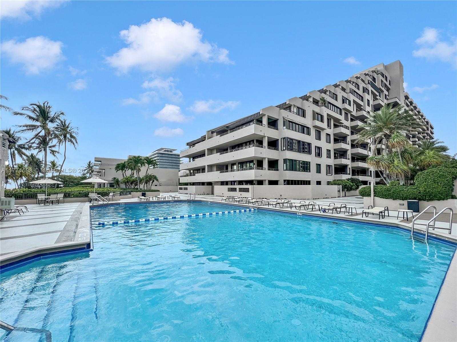 Small Image of 201 CRANDON BLVD #827, Key Biscayne Number 49