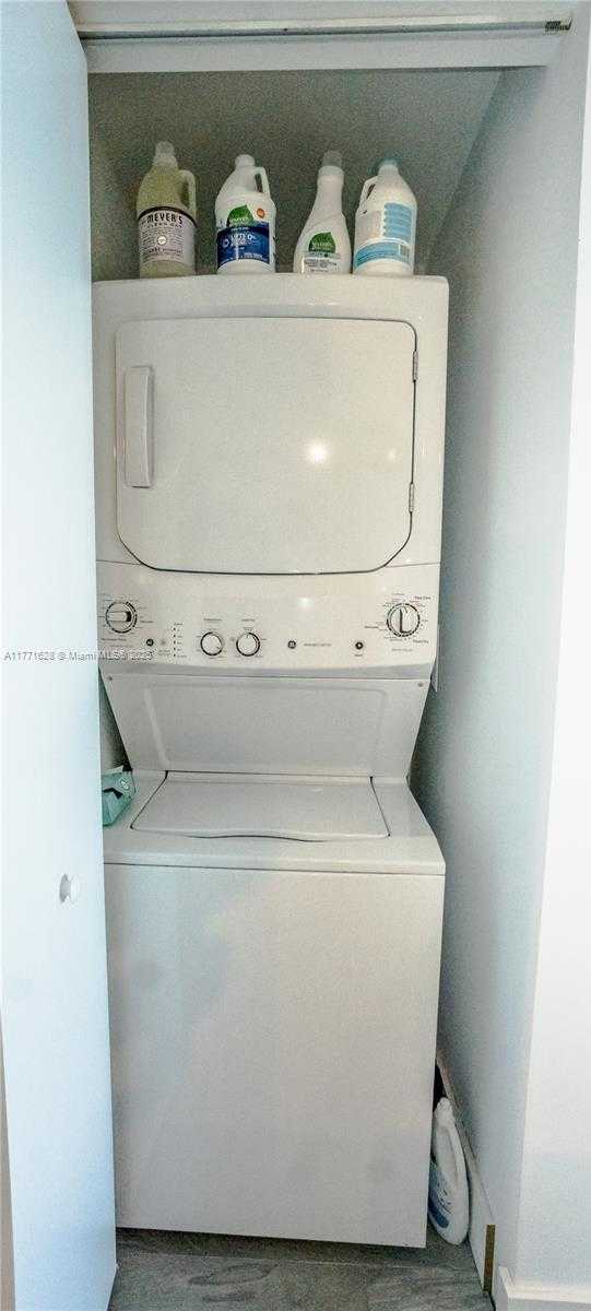 Small Image of 650 NORTH EAST 32ND ST #3505, Miami Number 18