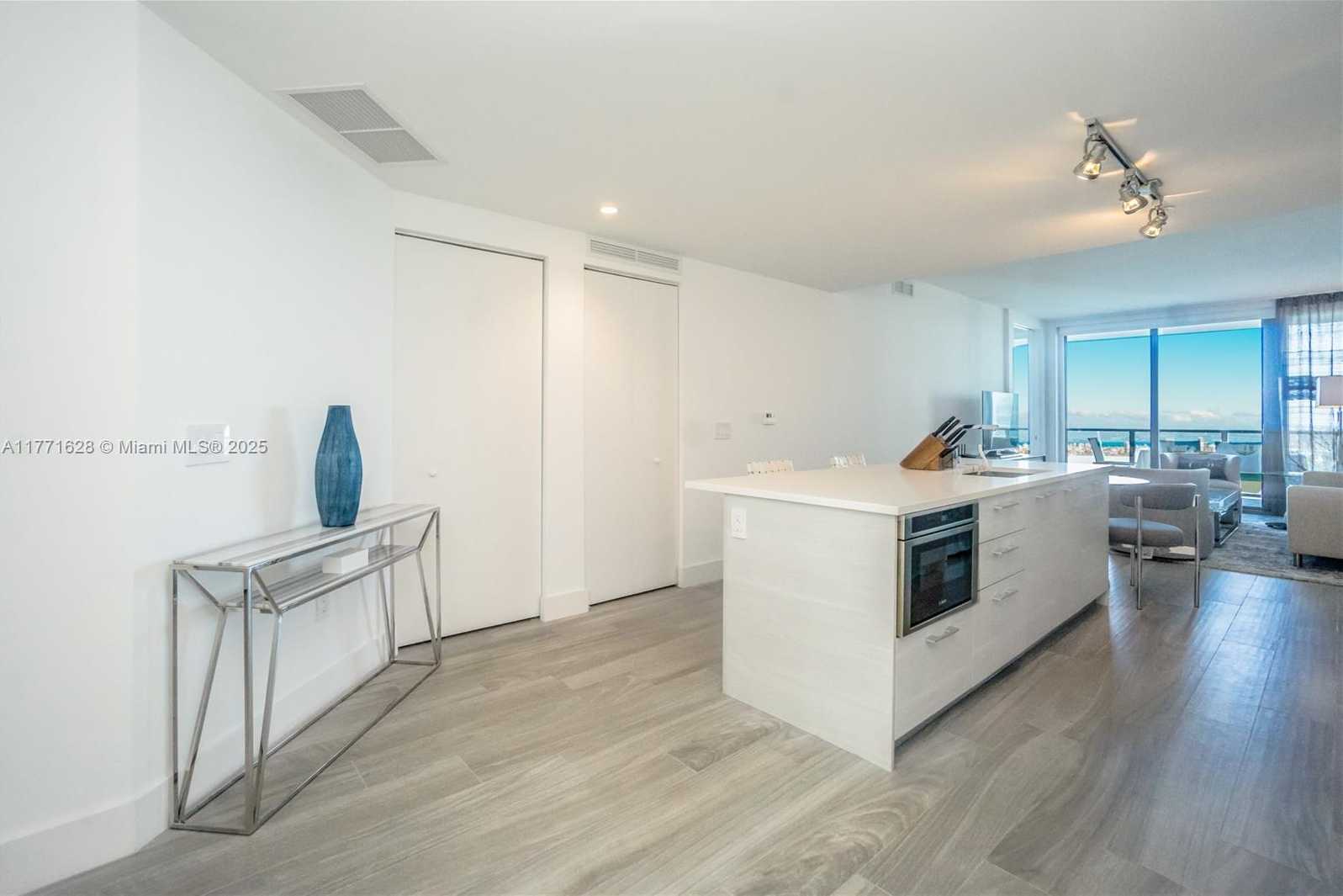 Small Image of 650 NORTH EAST 32ND ST #3505, Miami Number 8