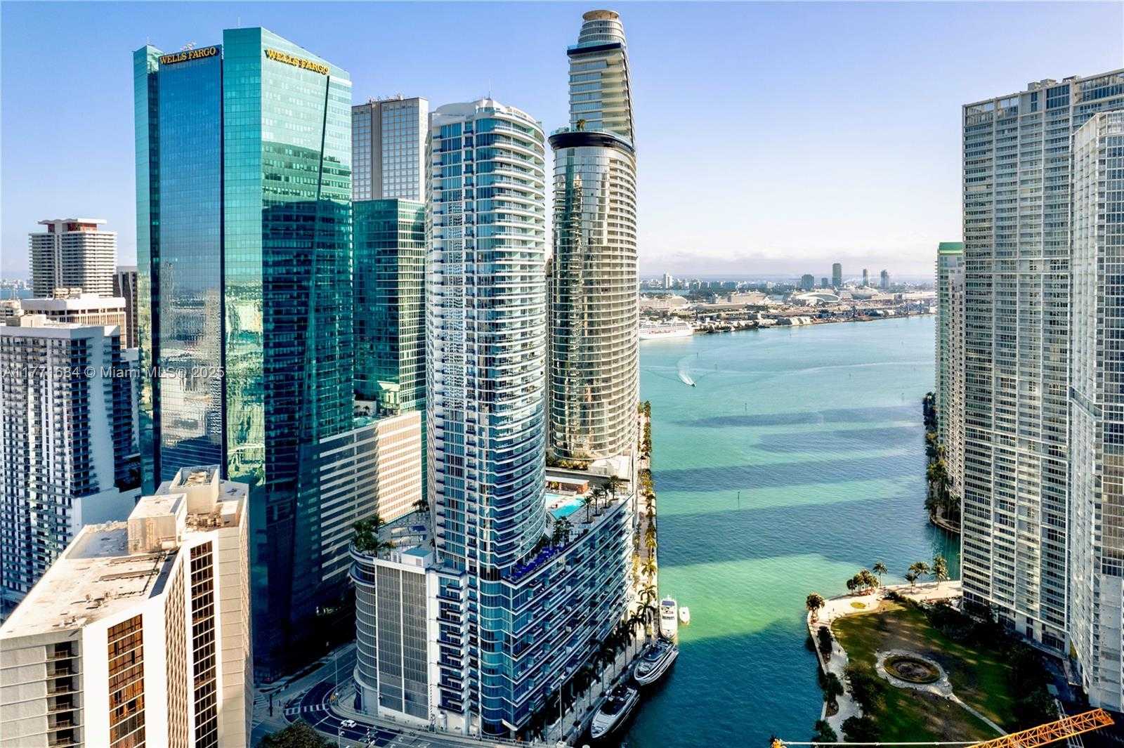 Small Image of 200 BISCAYNE BOULEVARD WAY #3904, Miami Number 19