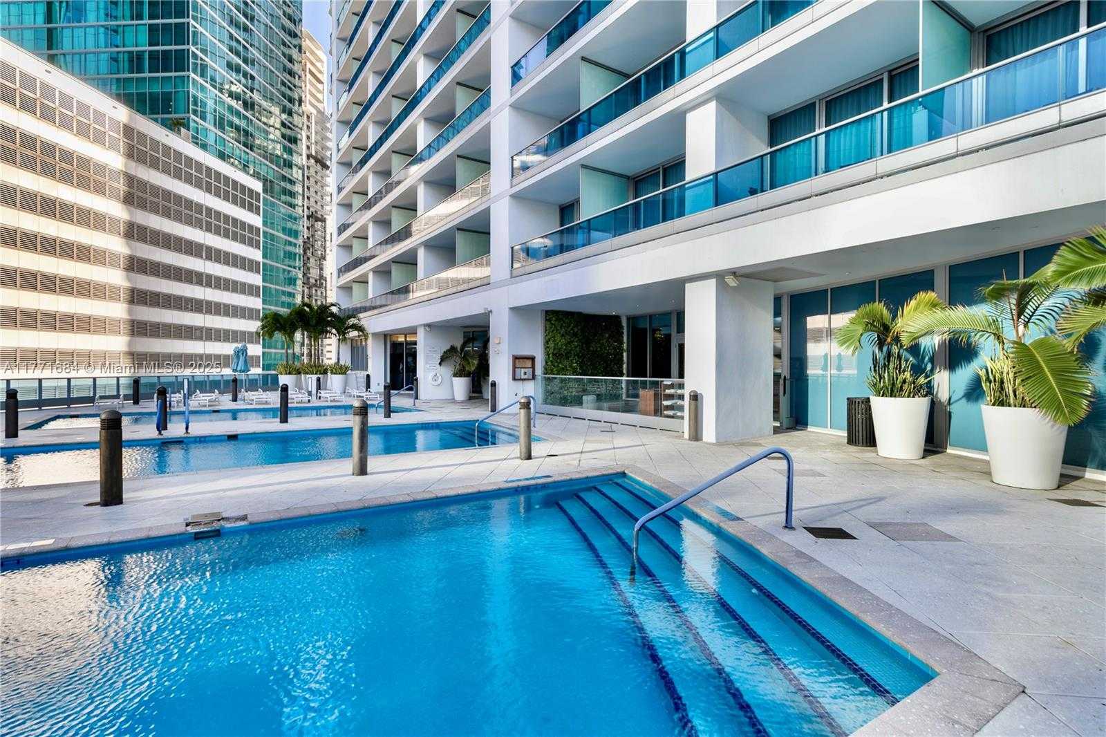 Small Image of 200 BISCAYNE BOULEVARD WAY #3904, Miami Number 22