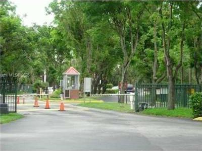 Small Image of 14301 NORTH KENDALL DR #309B, Miami Number 17