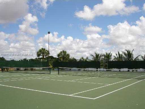 Small Image of 14301 NORTH KENDALL DR #309B, Miami Number 21