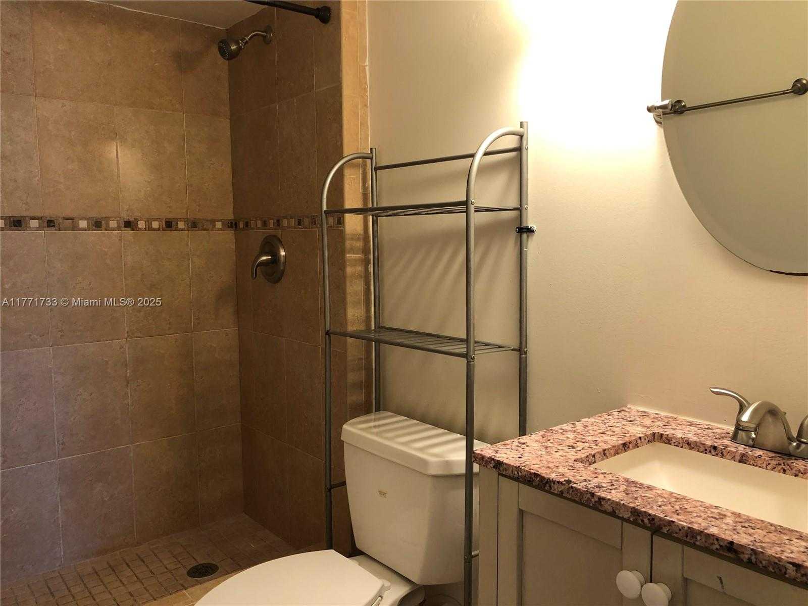 Small Image of 14301 NORTH KENDALL DR #309B, Miami Number 9