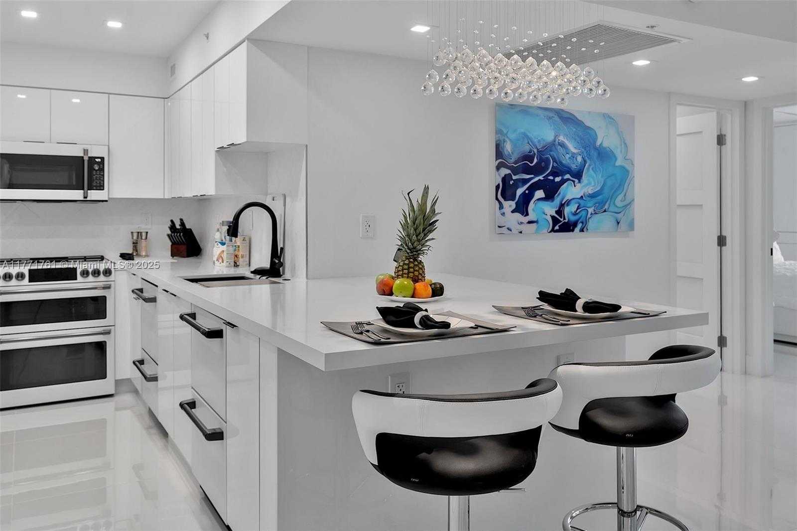 Small Image of 2501 SOUTH OCEAN DR #1515, Hollywood Number 4