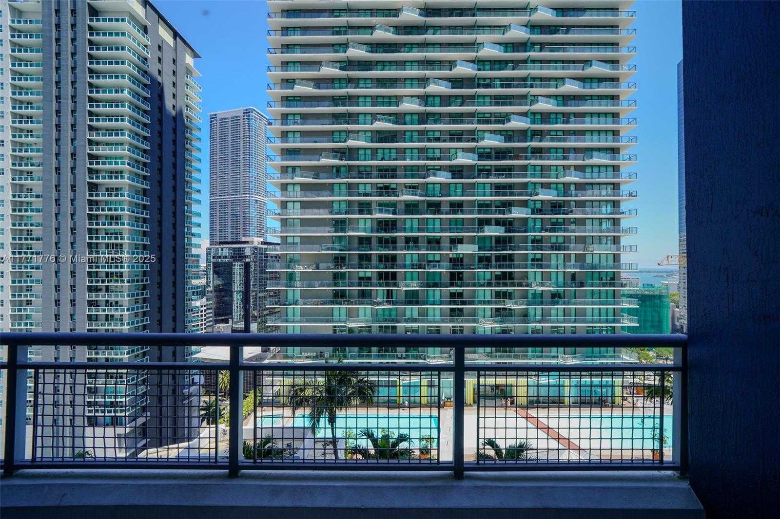 Small Image of 60 SOUTH WEST 13TH ST #1620, Miami Number 13