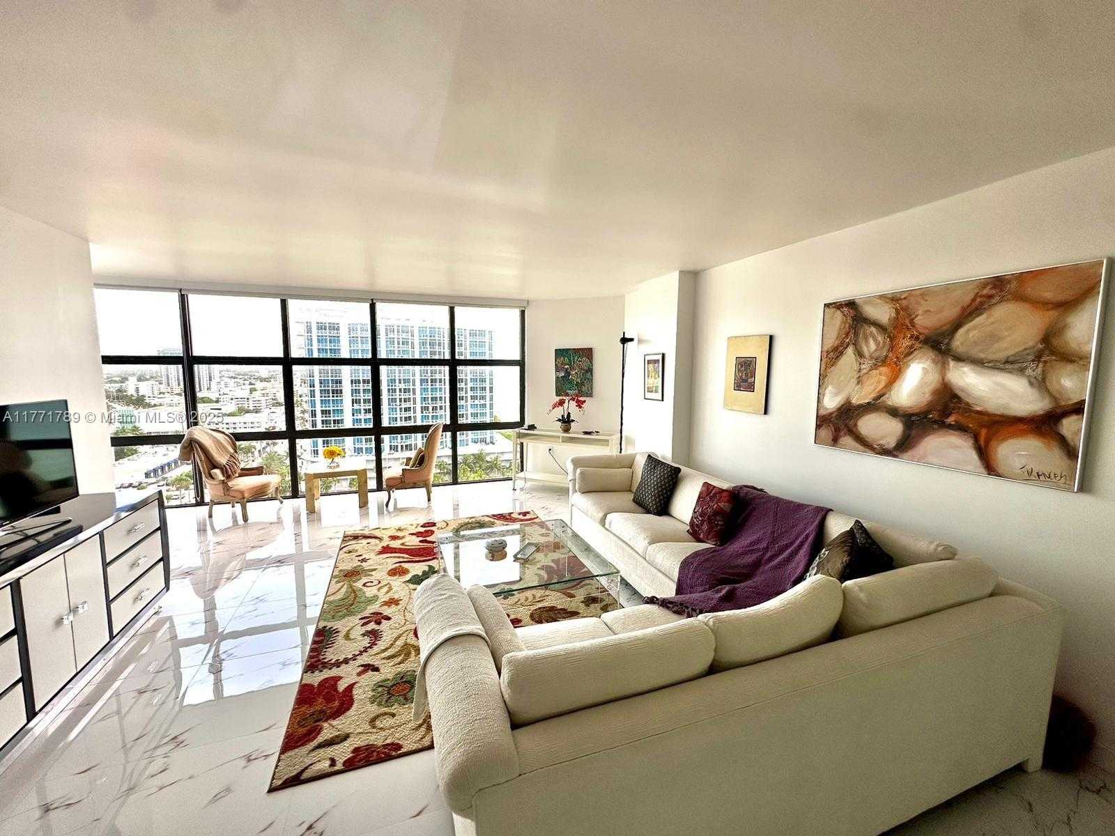 Small Image of 6423 COLLINS AVE #1709, Miami Beach Number 14
