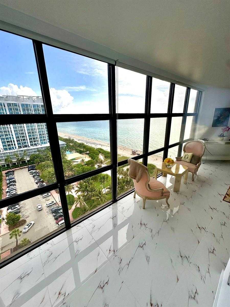 Small Image of 6423 COLLINS AVE #1709, Miami Beach Number 16