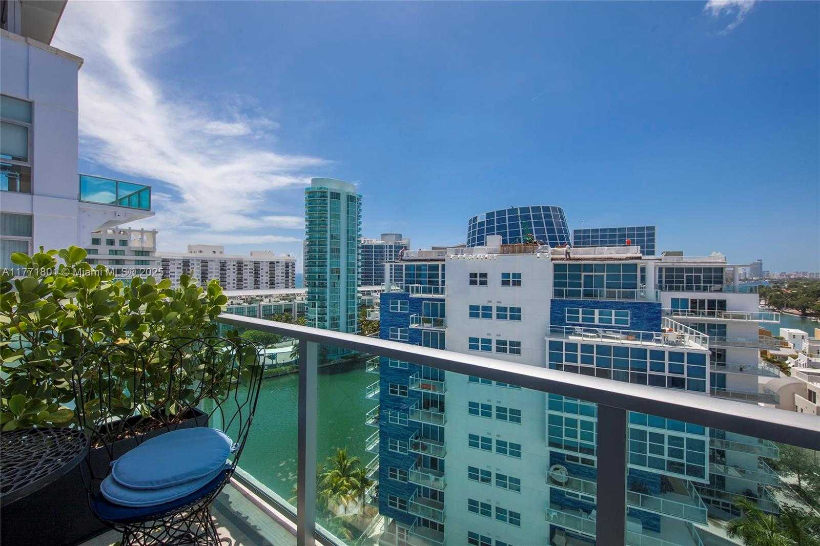 Small Image of 201 AQUA AV #1004, Miami Beach Number 2