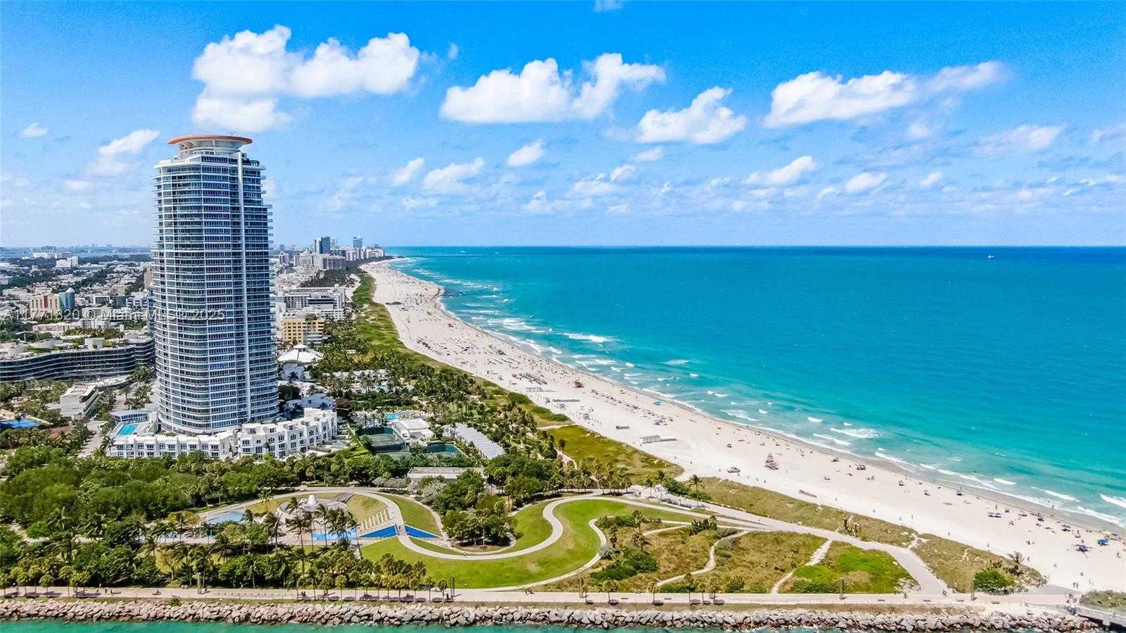 Small Image of 100 SOUTH POINTE DR #1810, Miami Beach Number 5