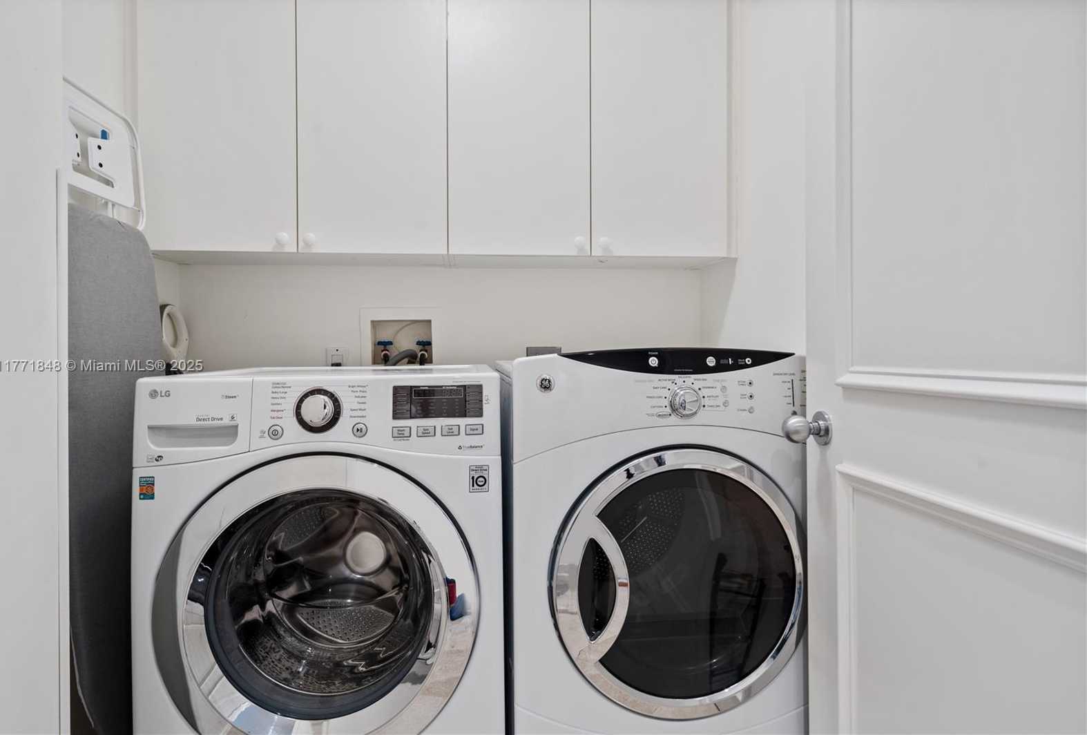 Small Image of 808 BRICKELL KEY DR #3304, Miami Number 22