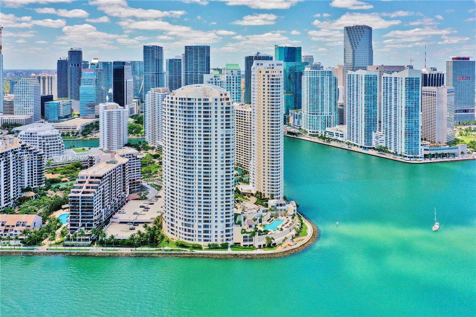 Small Image of 808 BRICKELL KEY DR #3304, Miami Number 25