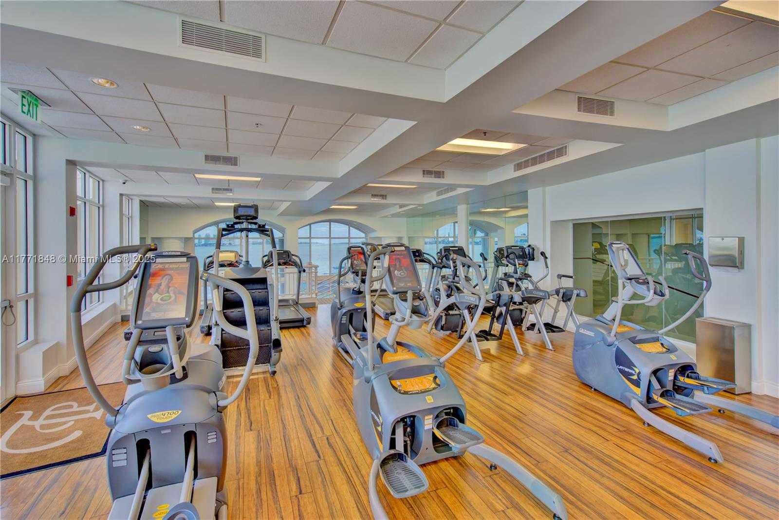 Small Image of 808 BRICKELL KEY DR #3304, Miami Number 40