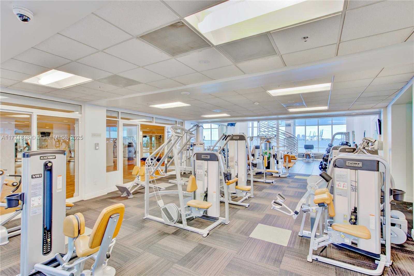 Small Image of 808 BRICKELL KEY DR #3304, Miami Number 43