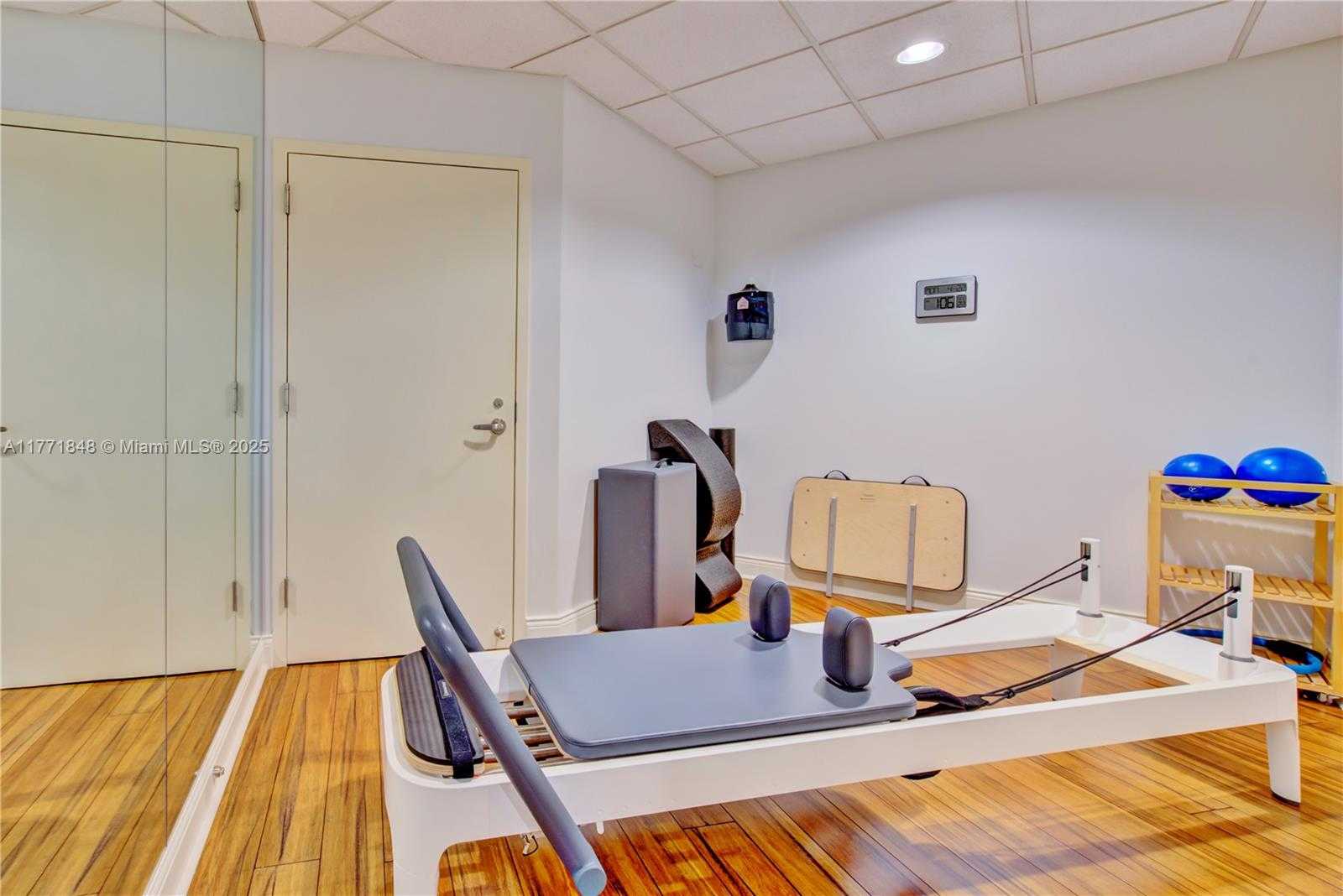 Small Image of 808 BRICKELL KEY DR #3304, Miami Number 49