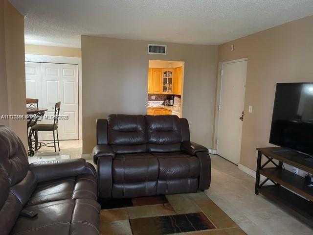 Small Image of 8303 SOUTH WEST 142ND AVE #D202, Miami Number 2