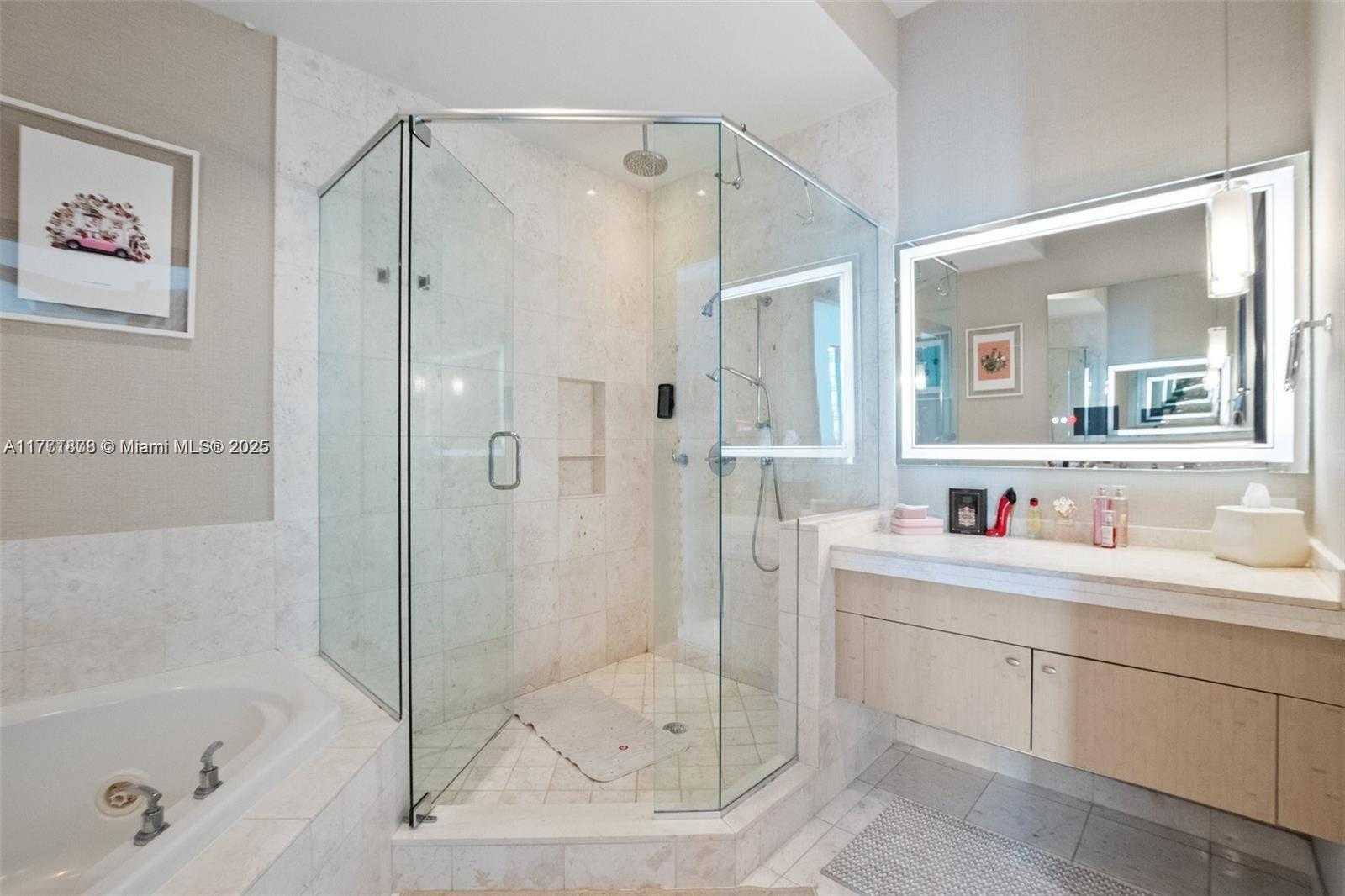 Small Image of 900 BRICKELL KEY BLVD #1102, Miami Number 13