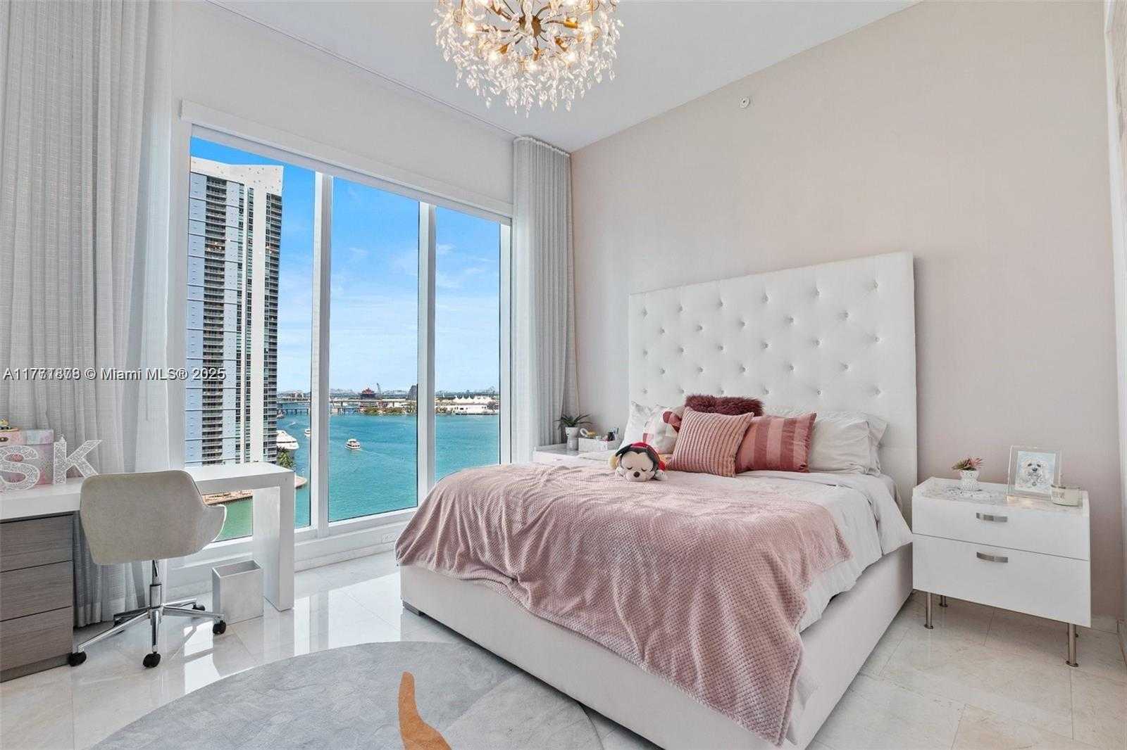 Small Image of 900 BRICKELL KEY BLVD #1102, Miami Number 16