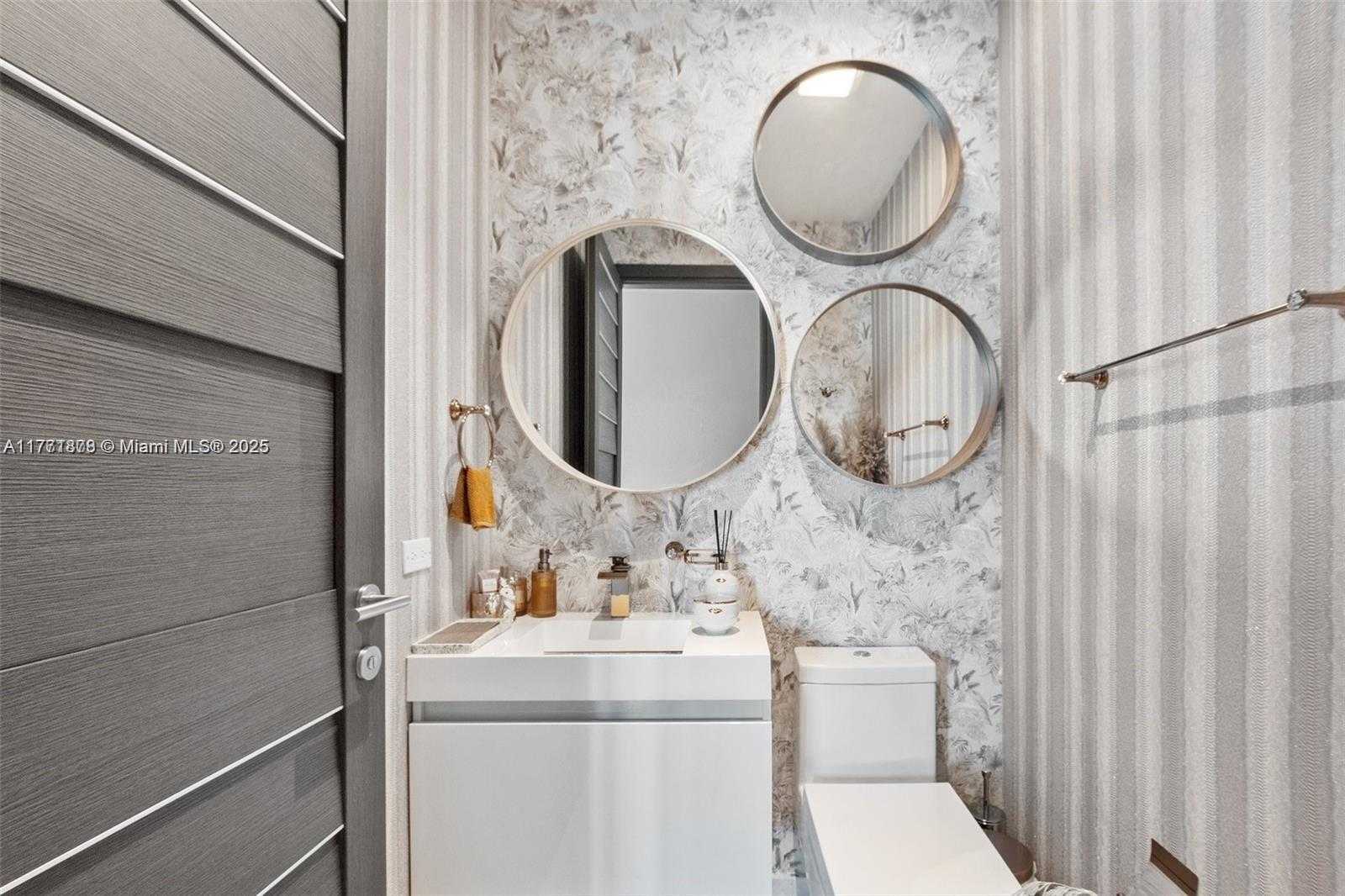 Small Image of 900 BRICKELL KEY BLVD #1102, Miami Number 17