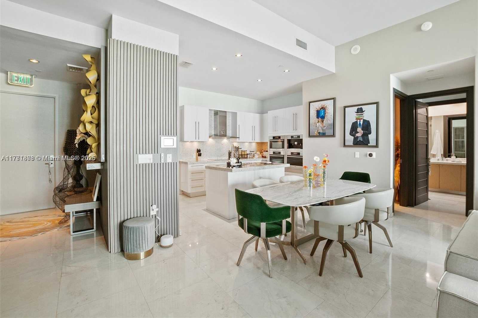 Small Image of 900 BRICKELL KEY BLVD #1102, Miami Number 24
