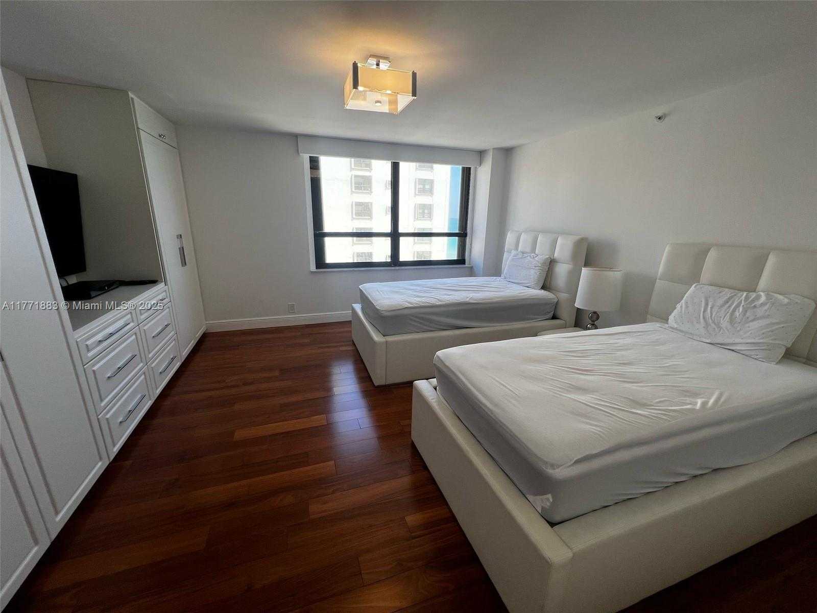 Small Image of 10175 COLLINS AVE #1101, Bal Harbour Number 24