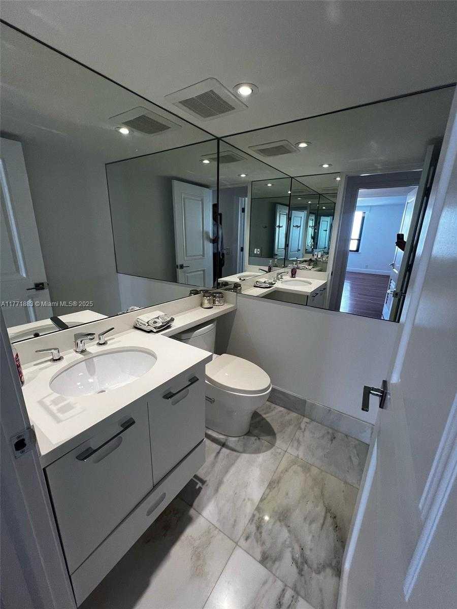 Small Image of 10175 COLLINS AVE #1101, Bal Harbour Number 31