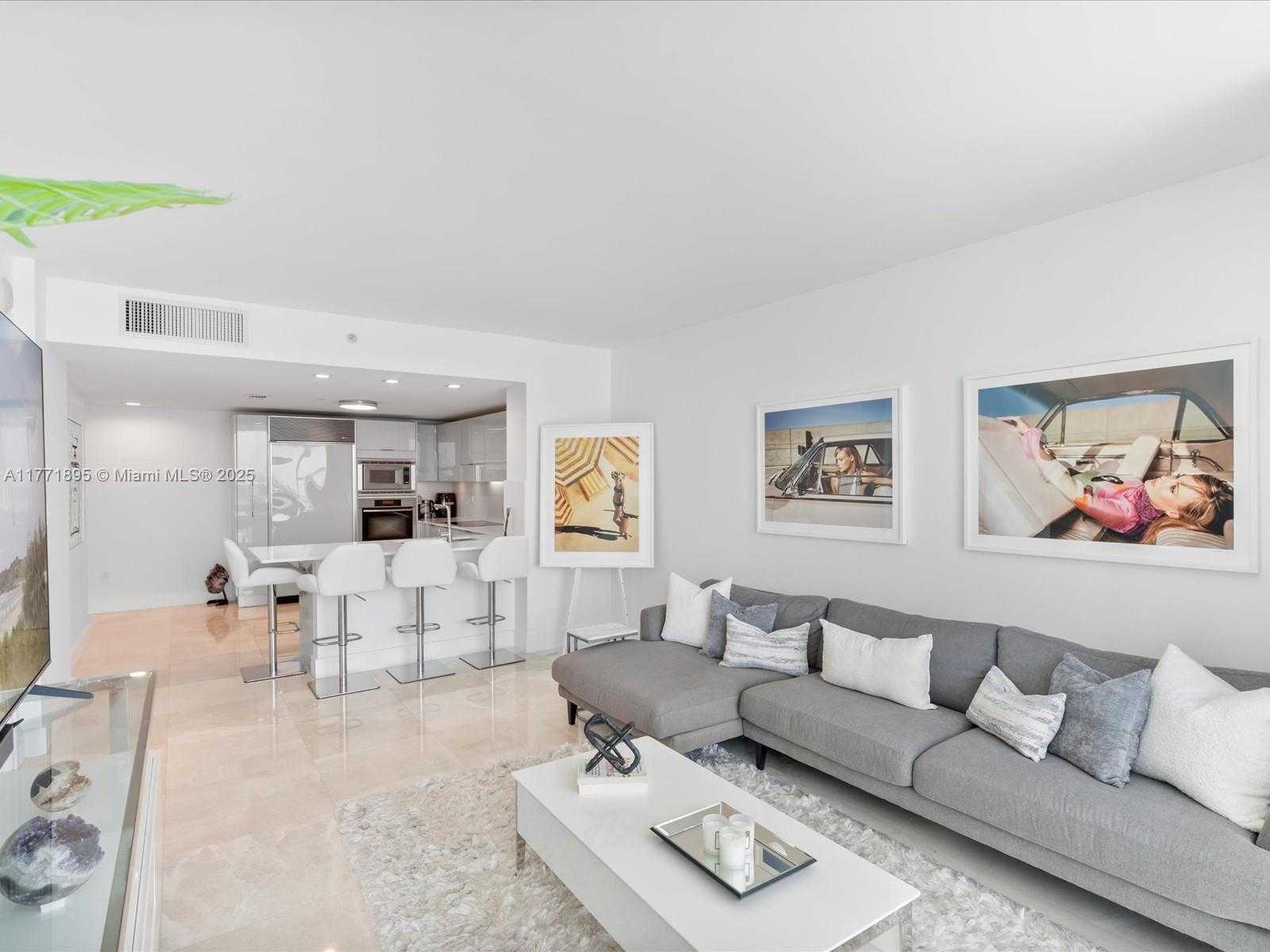 Small Image of 6801 COLLINS AVE #1402 Door (1412 Legal), Miami Beach Number 12