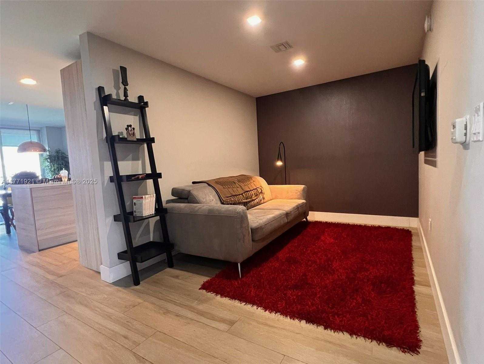 Small Image of 16385 BISCAYNE BLVD #1906, North Miami Beach Number 12