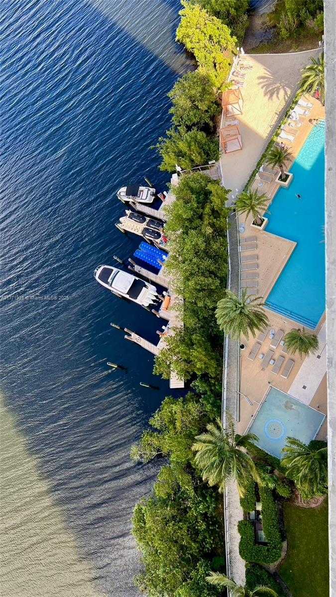 Small Image of 16385 BISCAYNE BLVD #1906, North Miami Beach Number 28