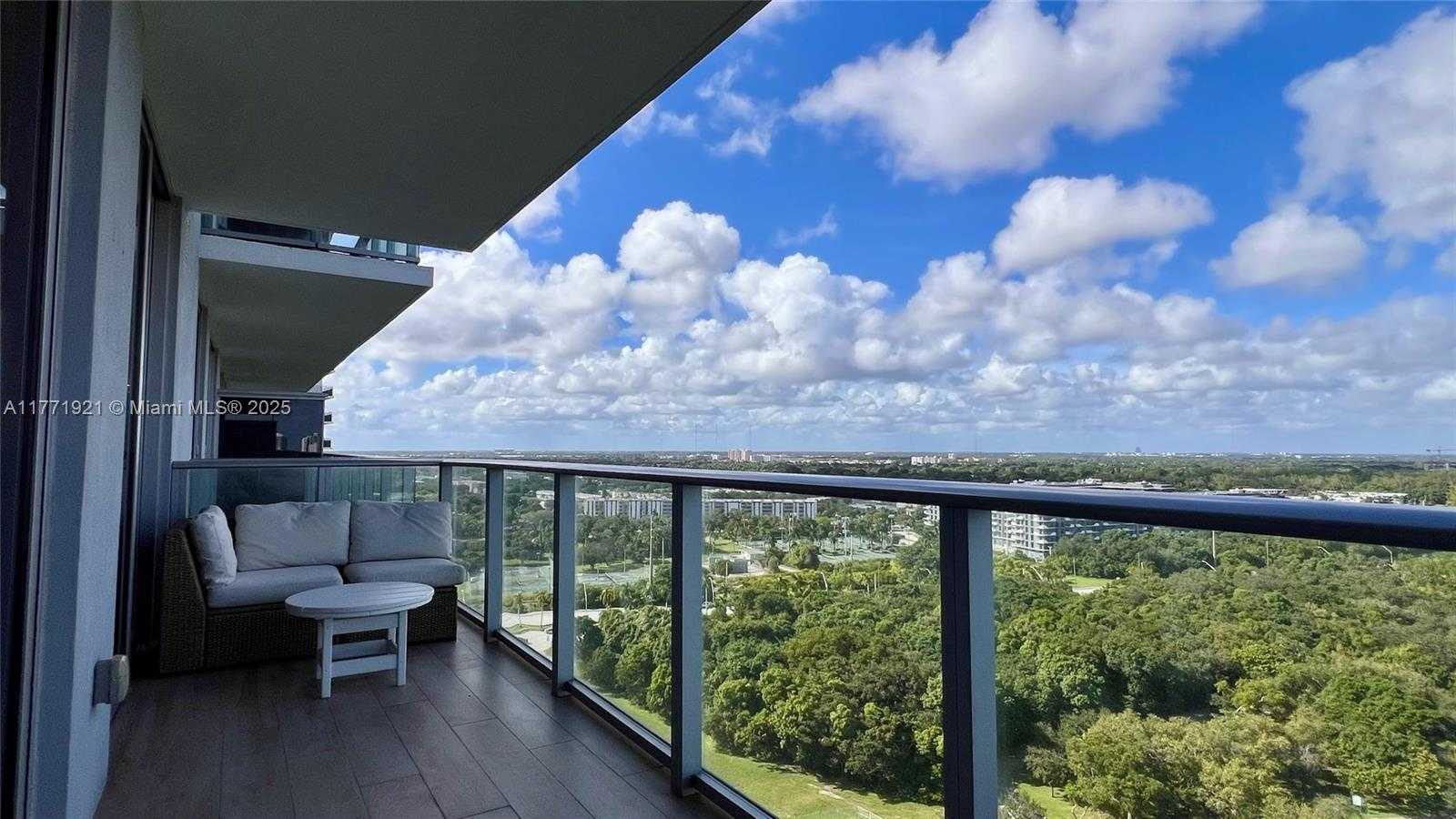 Small Image of 16385 BISCAYNE BLVD #1906, North Miami Beach Number 3
