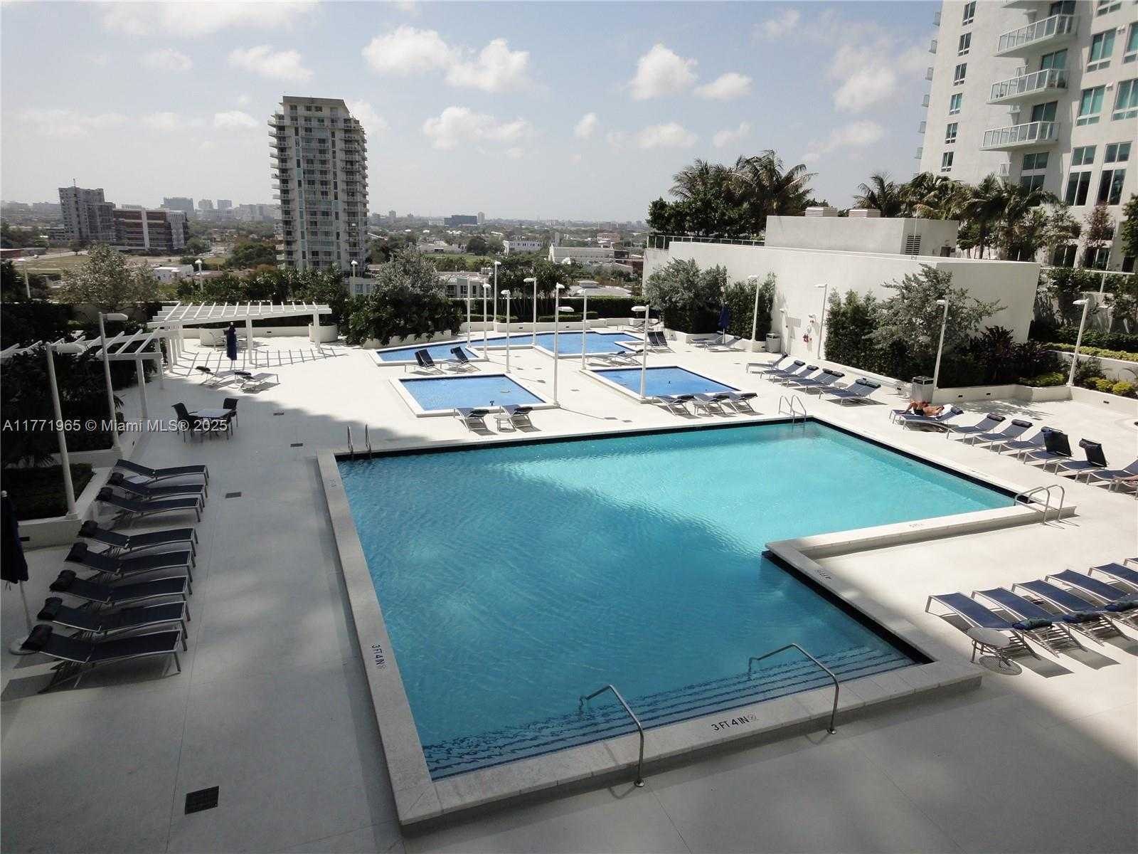 Small Image of 1800 NORTH BAYSHORE DR #1204, Miami Number 9