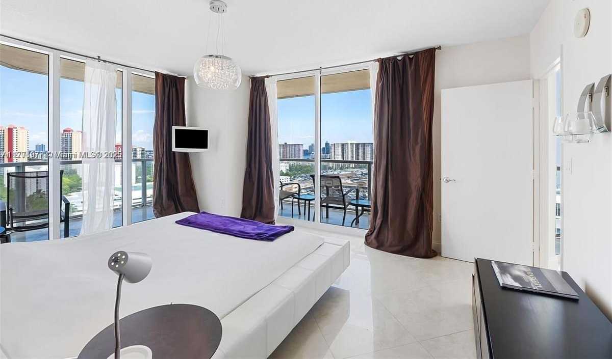Small Image of 16699 COLLINS AVE #1607, Sunny Isles Beach Number 13