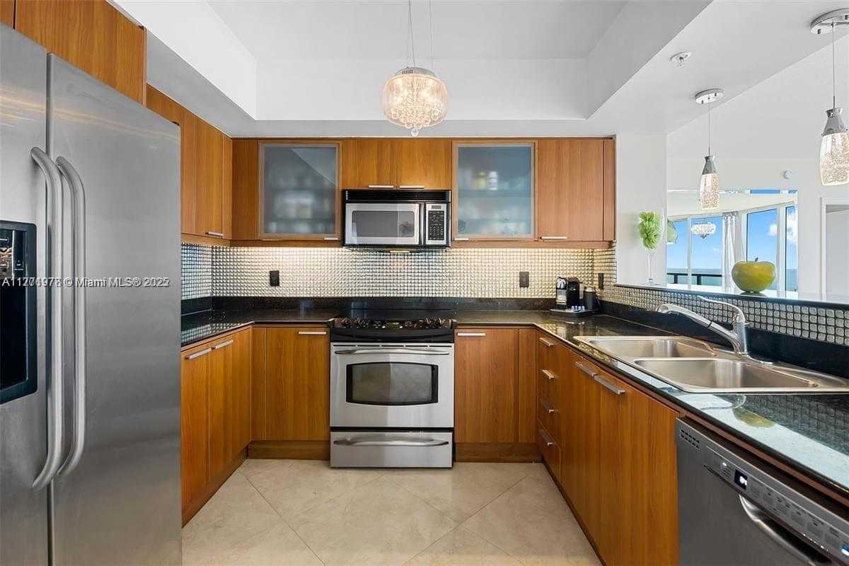 Small Image of 16699 COLLINS AVE #1607, Sunny Isles Beach Number 8