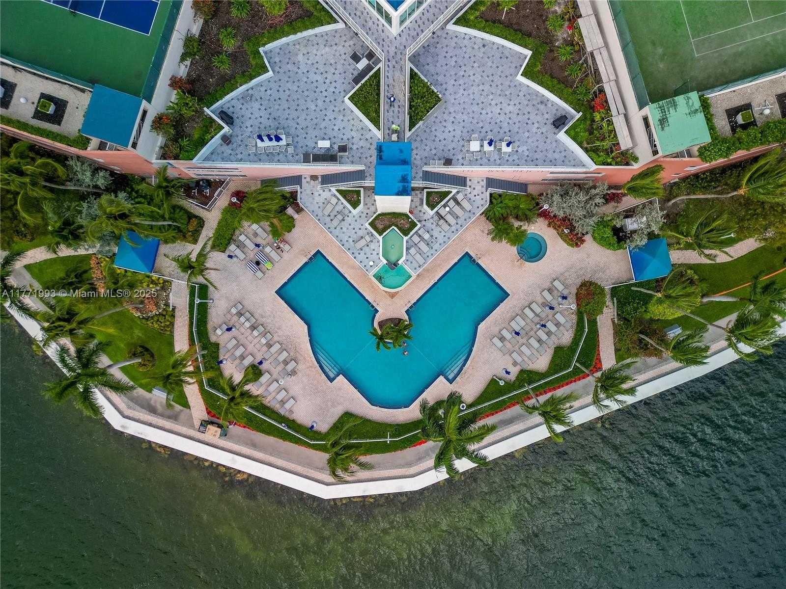 Small Image of 3370 HIDDEN BAY DR #3311, Aventura Number 36