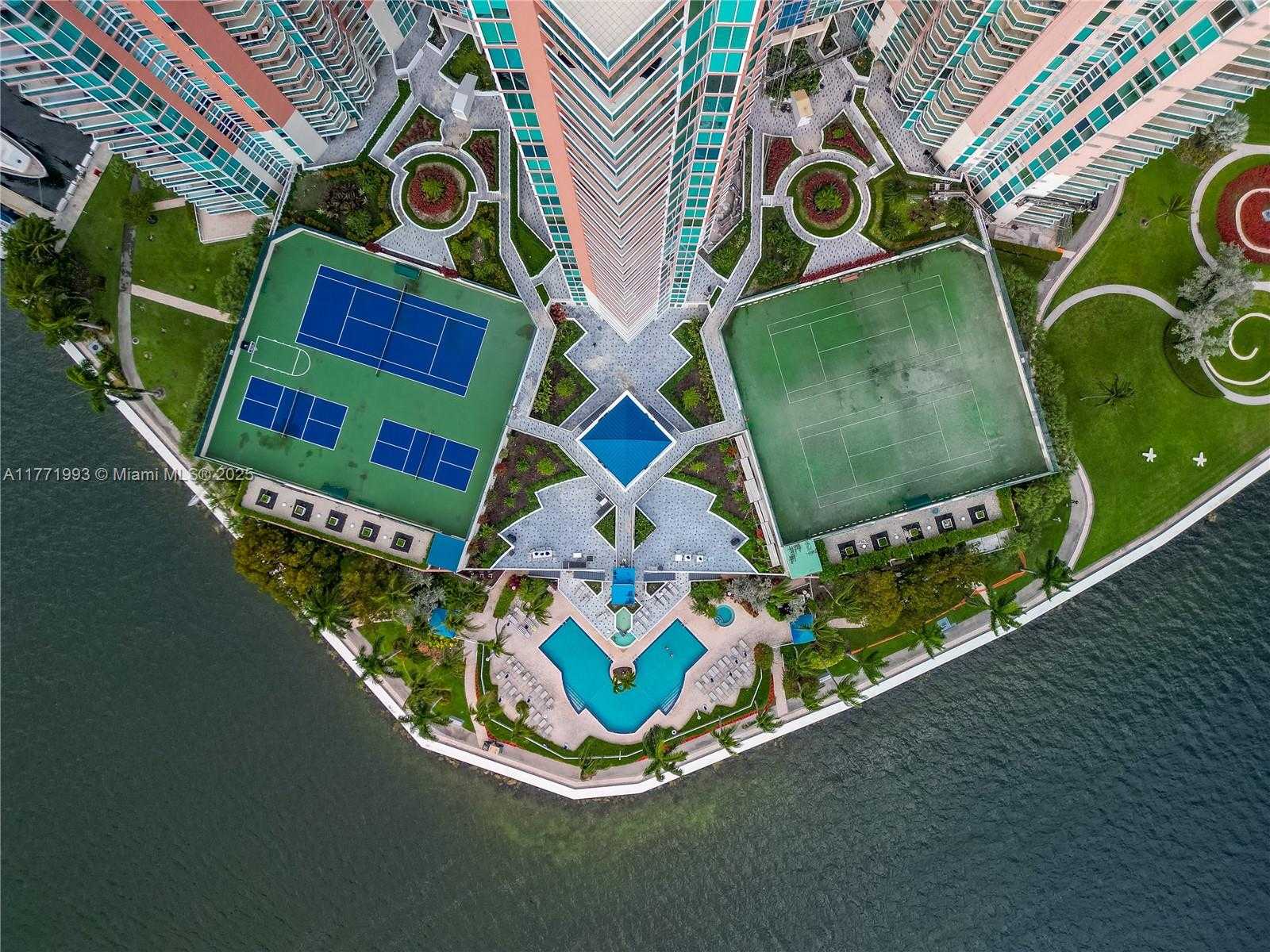 Small Image of 3370 HIDDEN BAY DR #3311, Aventura Number 37