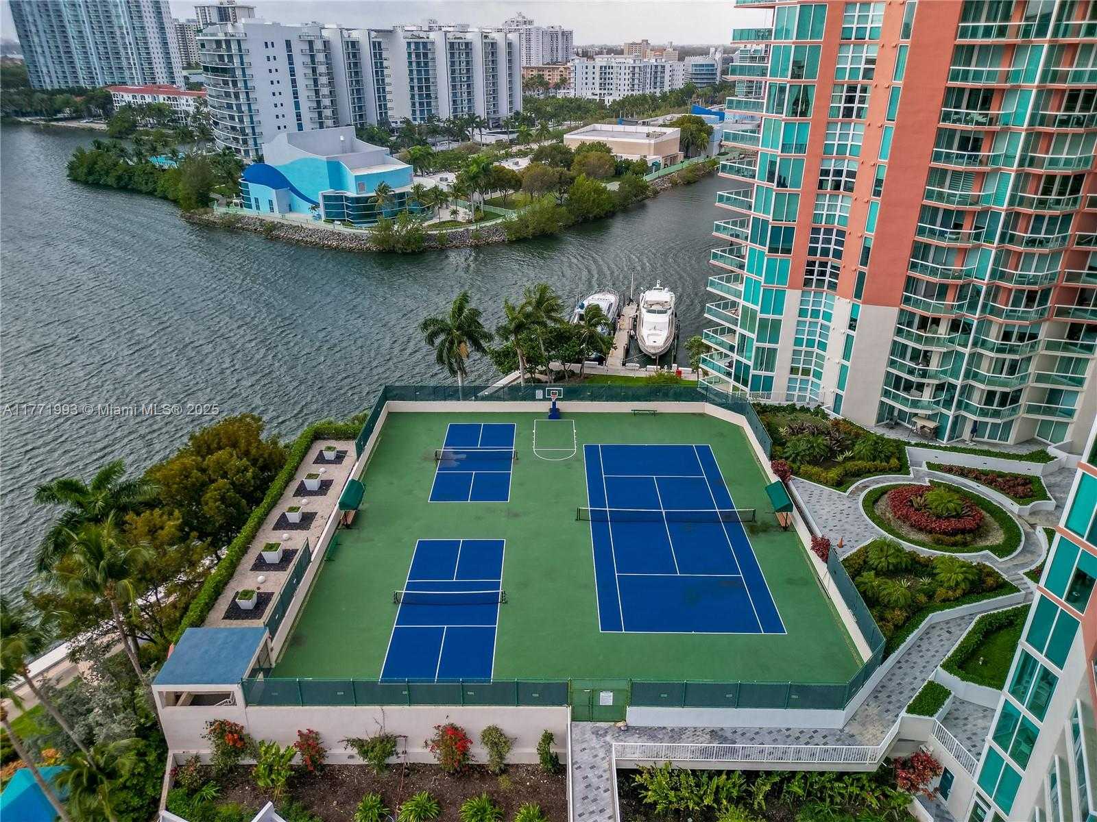 Small Image of 3370 HIDDEN BAY DR #3311, Aventura Number 40