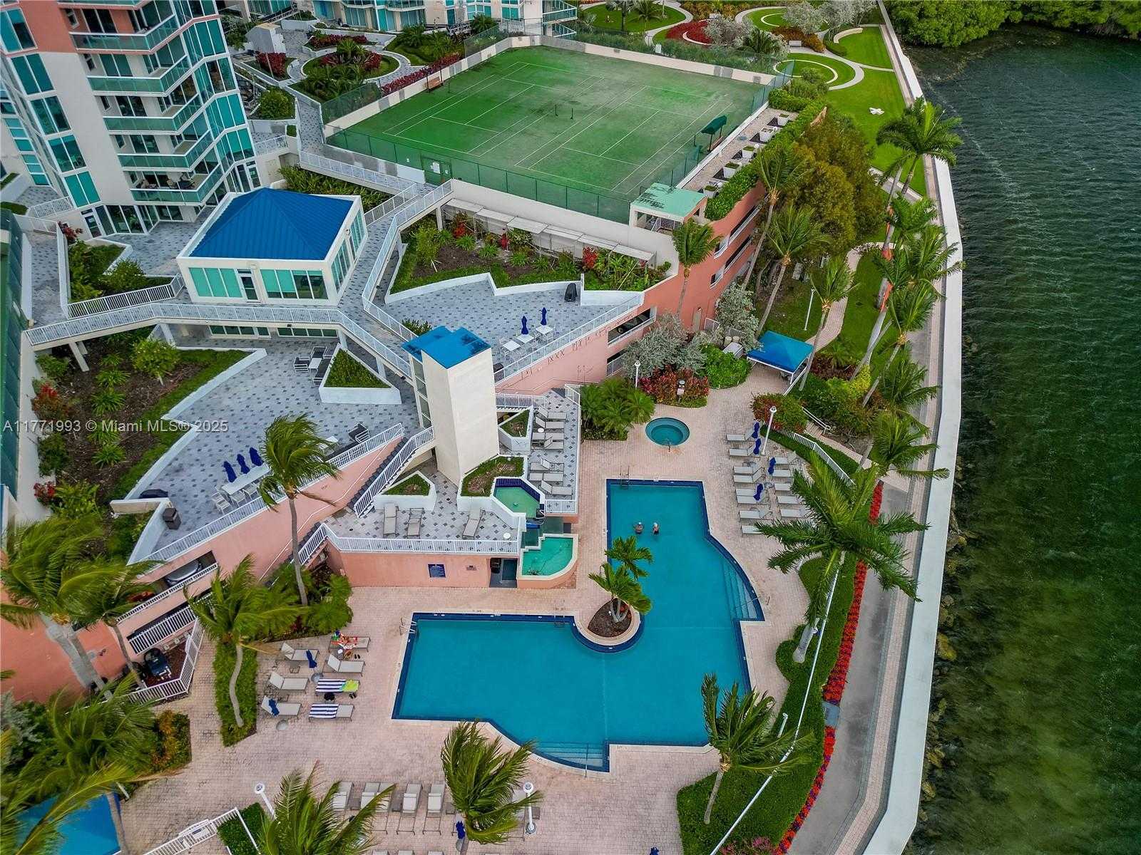 Small Image of 3370 HIDDEN BAY DR #3311, Aventura Number 42