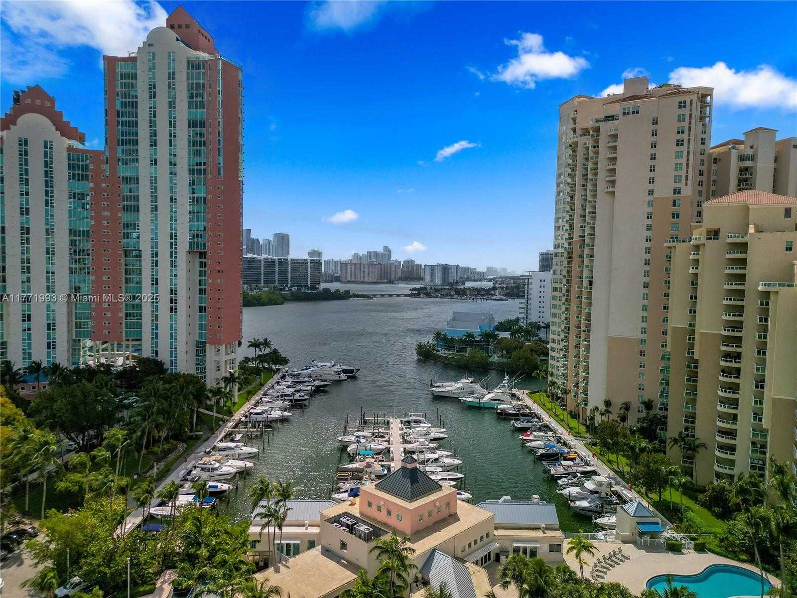 Small Image of 3370 HIDDEN BAY DR #3311, Aventura Number 44