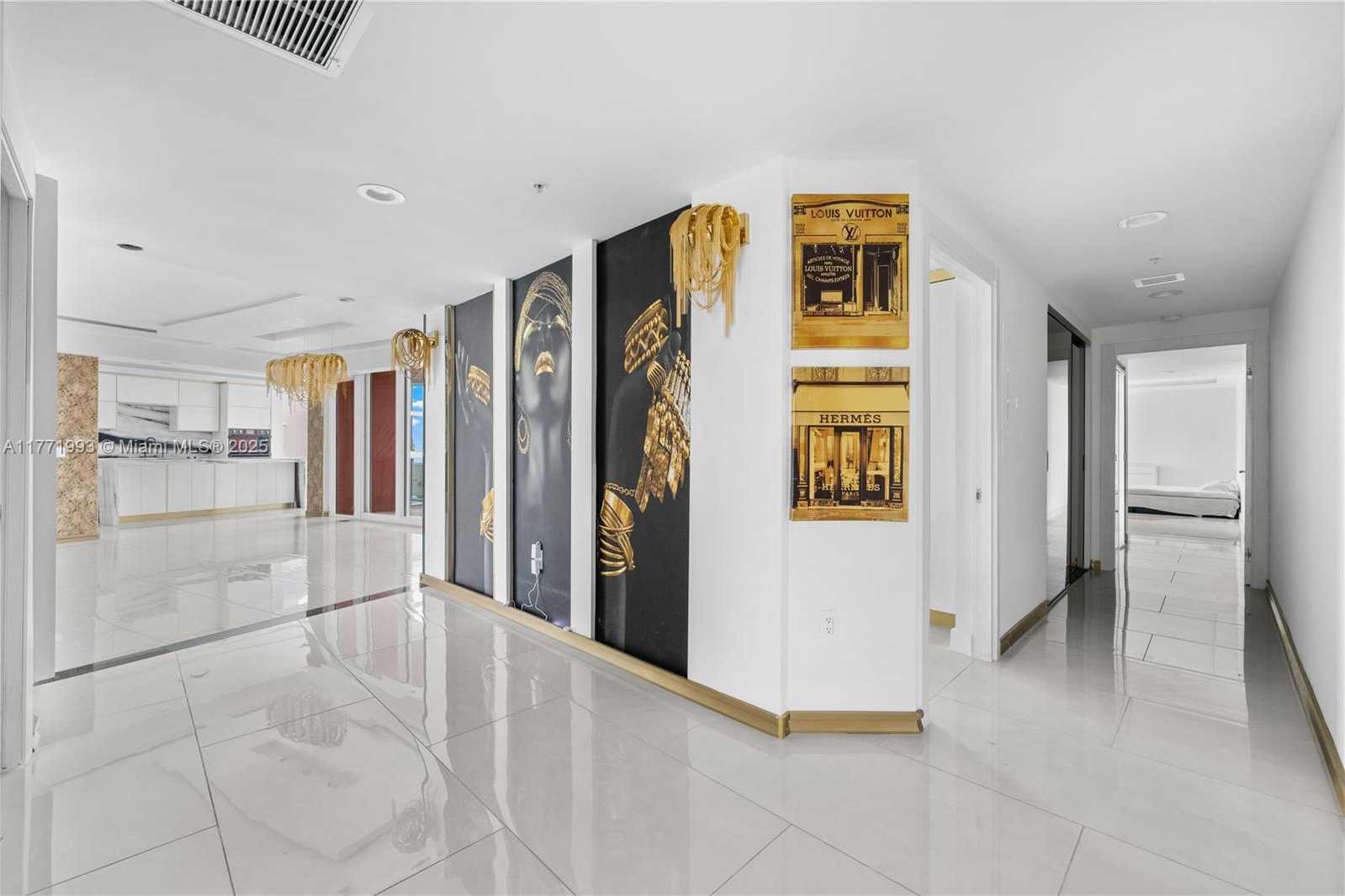 Small Image of 3370 HIDDEN BAY DR #3311, Aventura Number 6