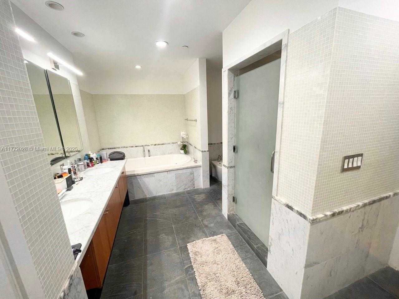 Small Image of 6103 #506, Miami Beach Number 12