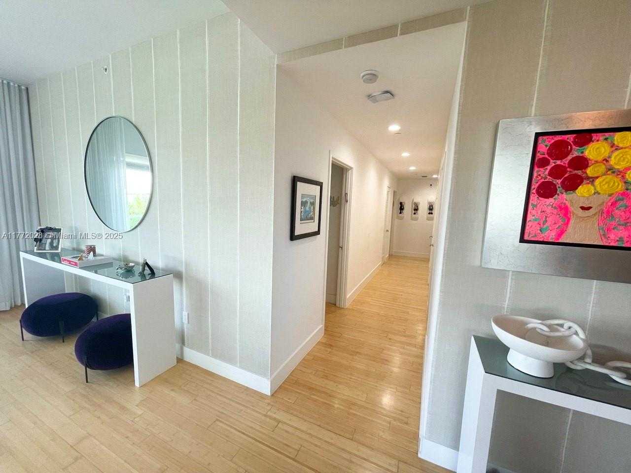 Small Image of 6103 #506, Miami Beach Number 3