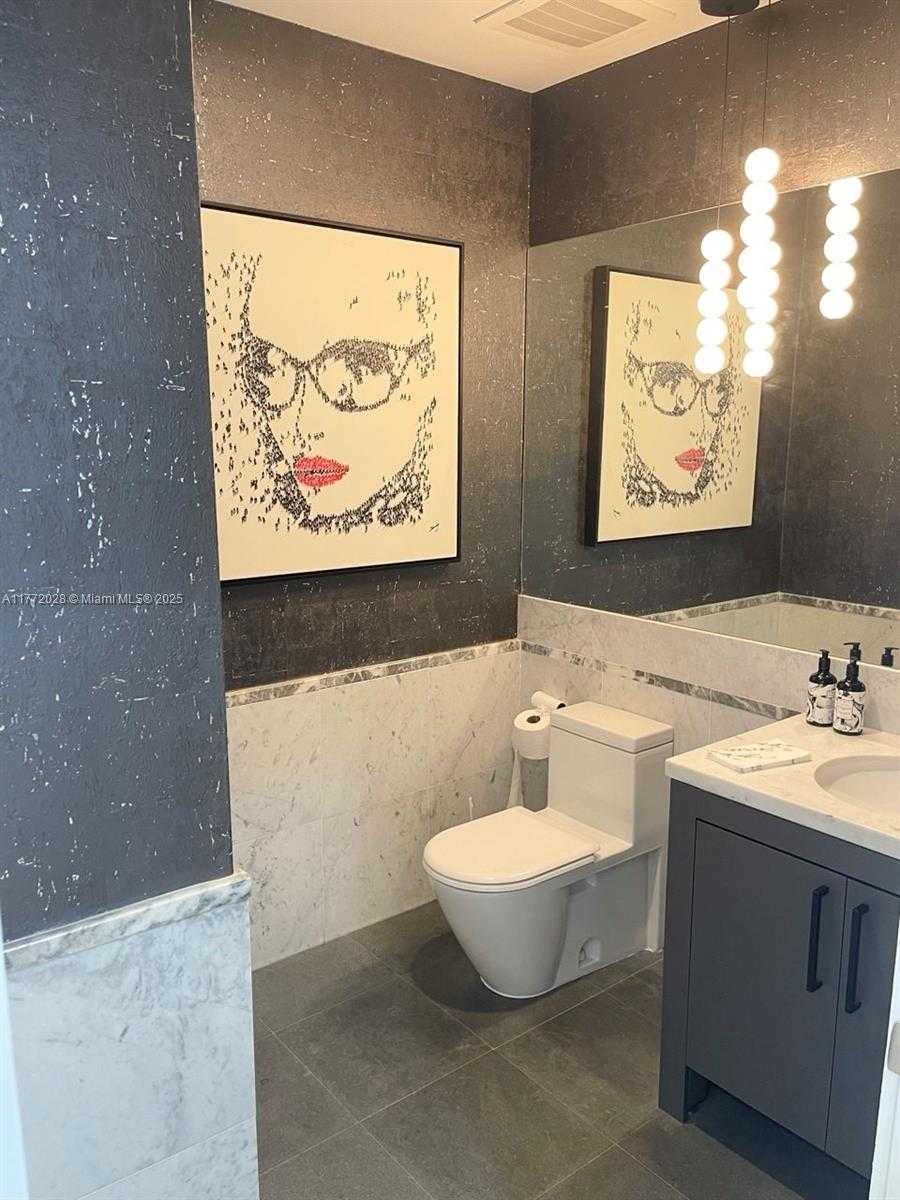 Small Image of 6103 #506, Miami Beach Number 6