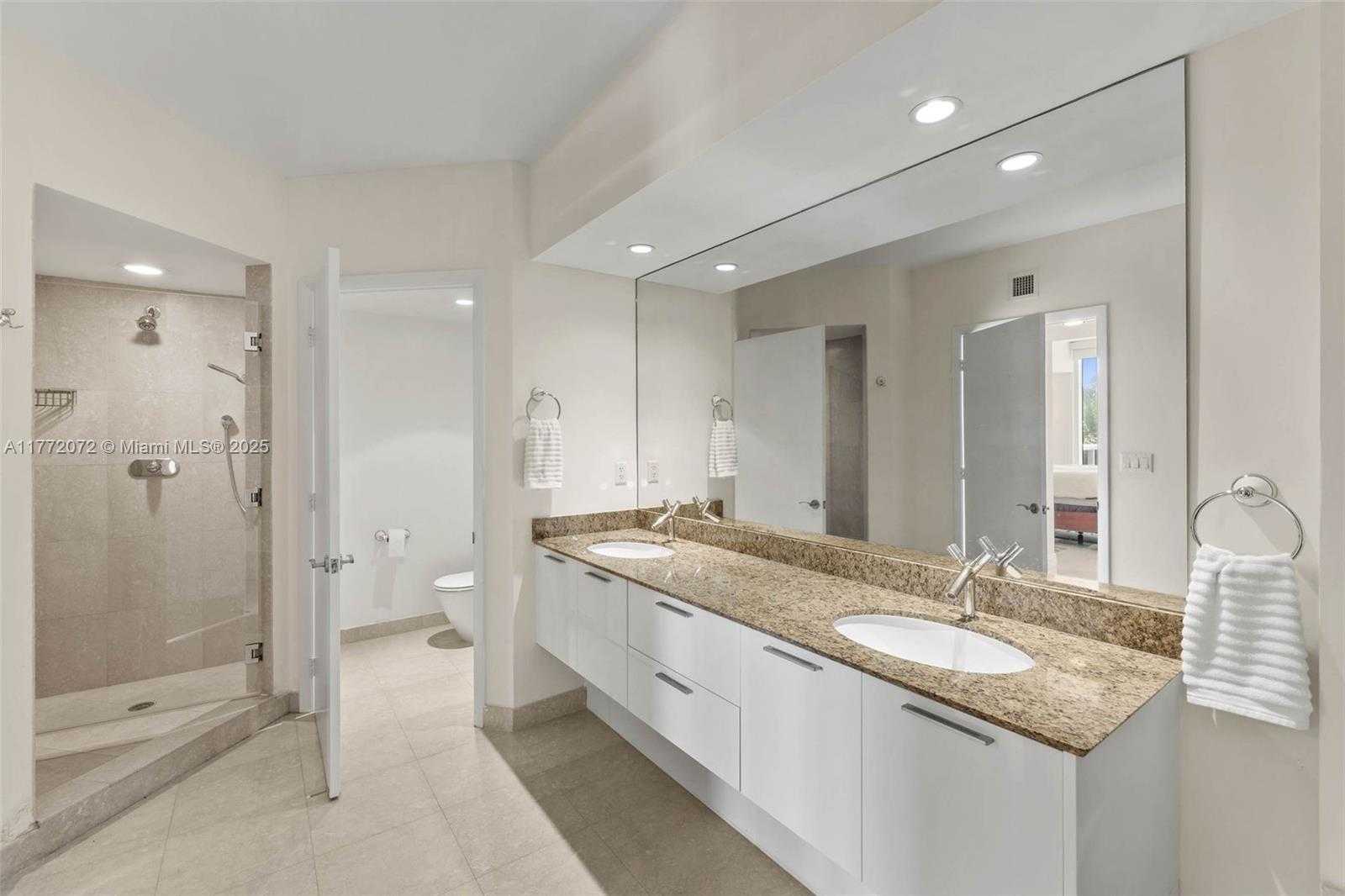 Small Image of 400 ALTON RD #808, Miami Beach Number 23