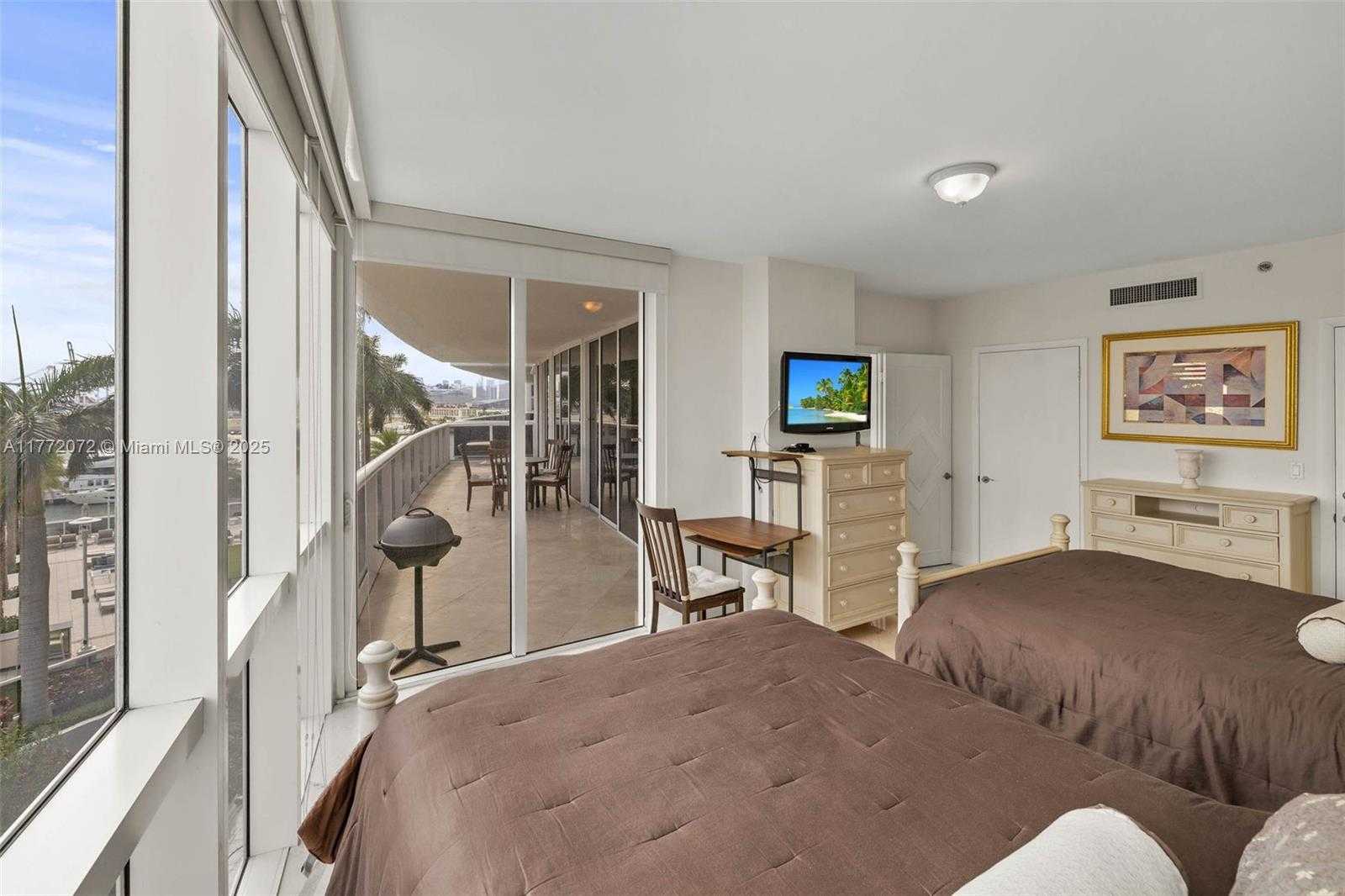 Small Image of 400 ALTON RD #808, Miami Beach Number 28
